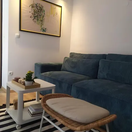 Beachside Loft Near Dubrovnik 公寓