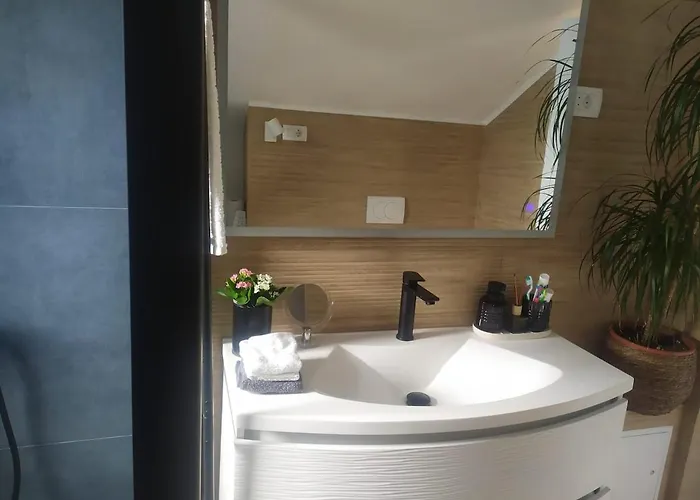 Beachside Loft Near Dubrovnik Daire Mlini